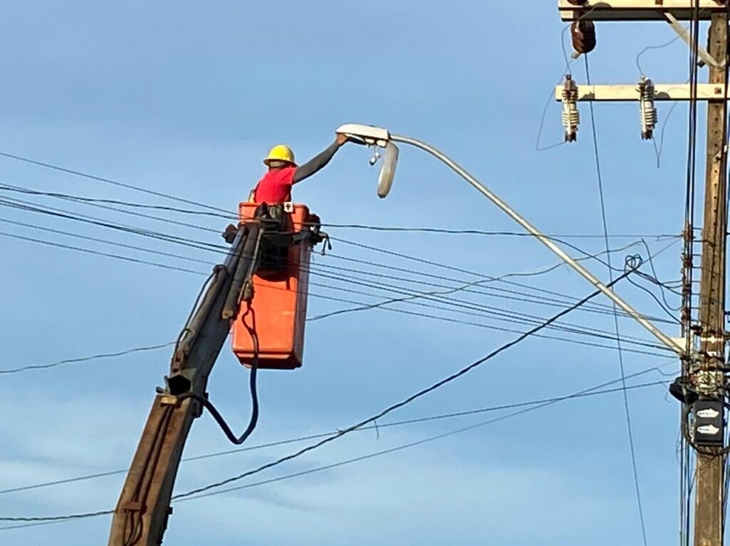 Prefeitura intensifica manutenção da iluminação pública em Aguiarnópolis