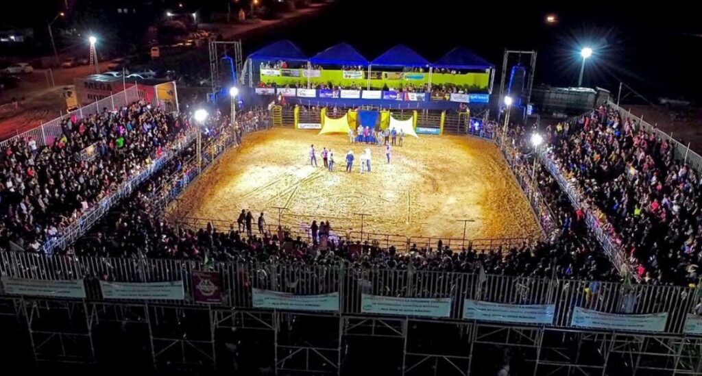Prefeito Wanderly realiza uma das maiores festas de aniversário de Aguiarnópolis com entrega de diversas obras