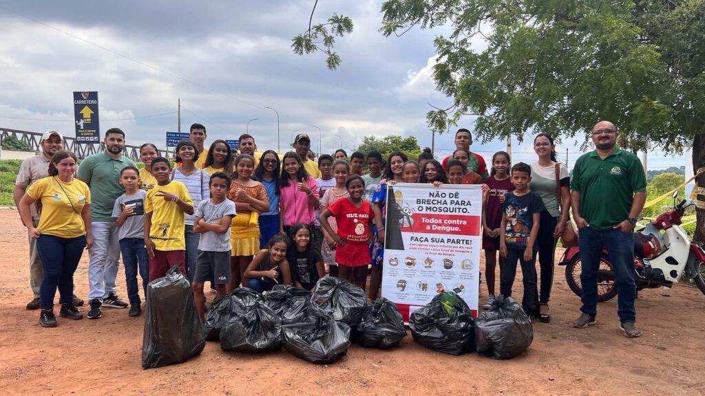Prefeitura de Aguiarnópolis realiza ação de conscientização sobre impactos ambientais e Aedes aegypti